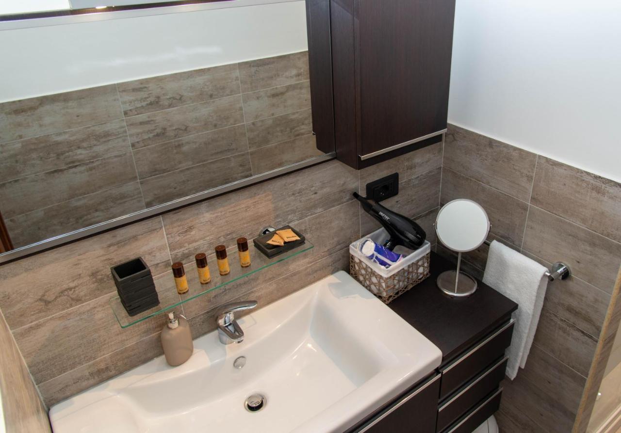 A Casa Di Ivy E Baby Apartman Torino Kültér fotó